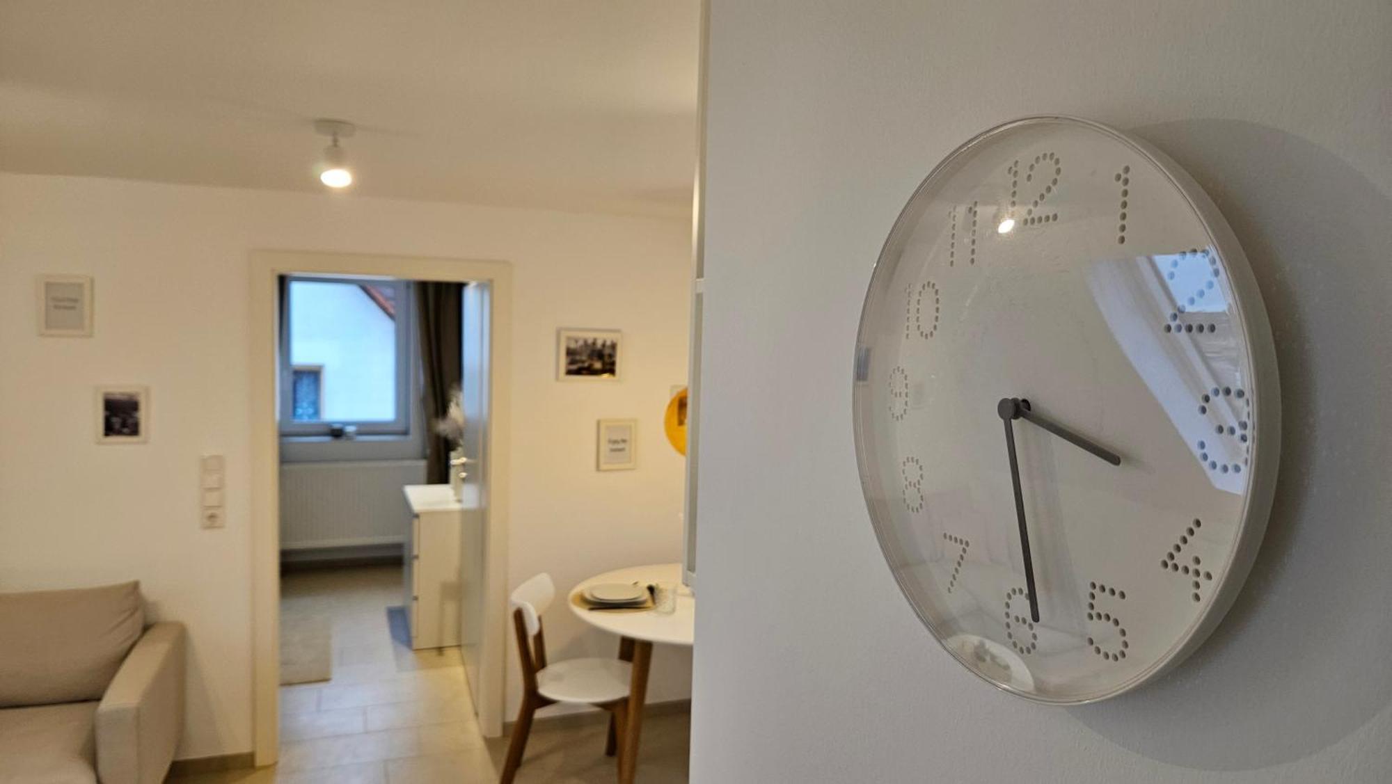 Ferienwohnung As5 Two Bamberg - Zentrale Lage Mit Parkplatz Hallstadt Exterior foto