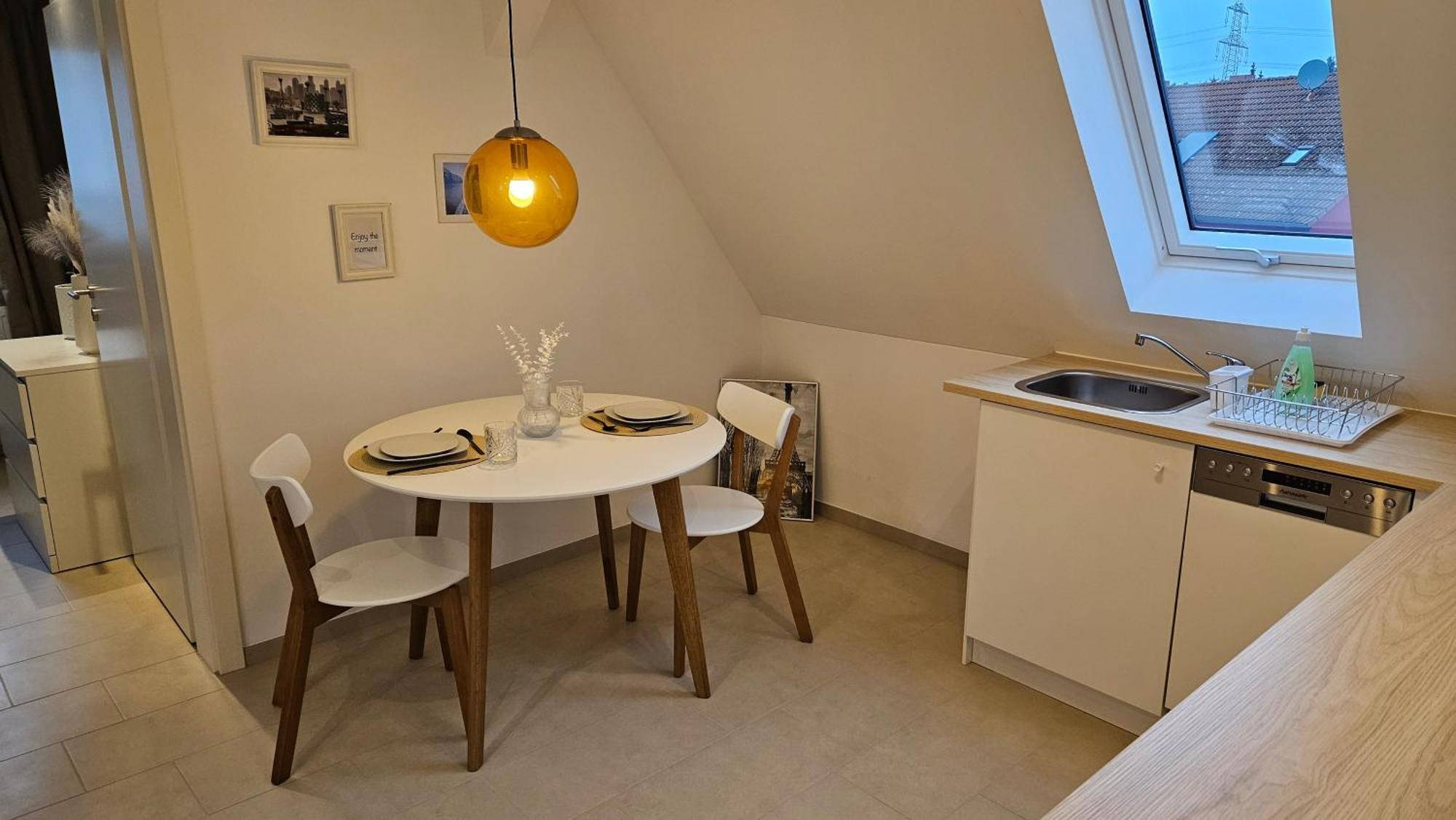 Ferienwohnung As5 Two Bamberg - Zentrale Lage Mit Parkplatz Hallstadt Exterior foto
