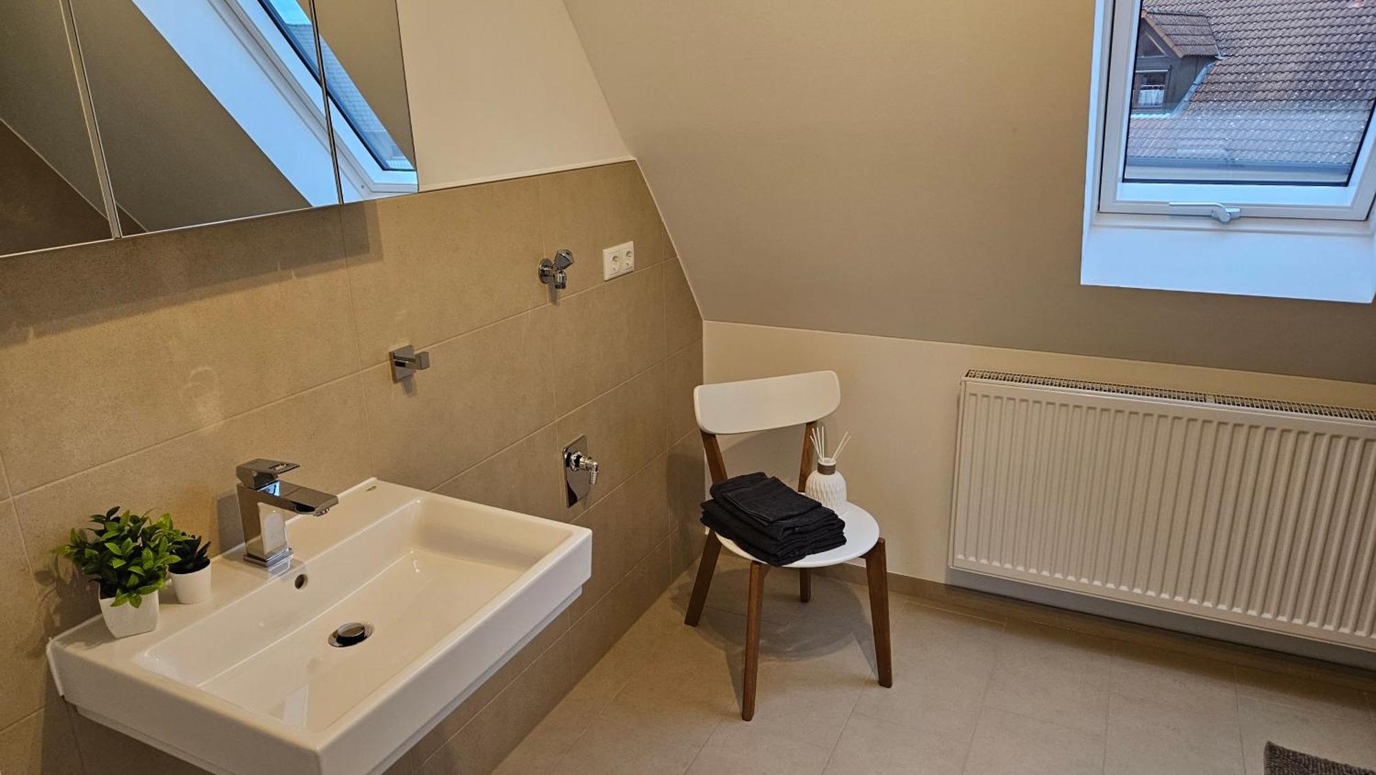 Ferienwohnung As5 Two Bamberg - Zentrale Lage Mit Parkplatz Hallstadt Exterior foto